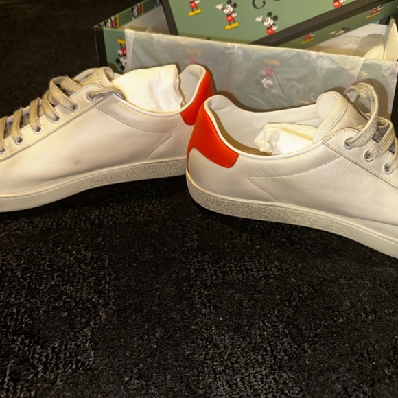 Gucci x Disney Mickey Mouse Sneakers - Picture 9 of 12